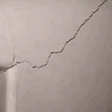 Crack - the result of improper plastering
