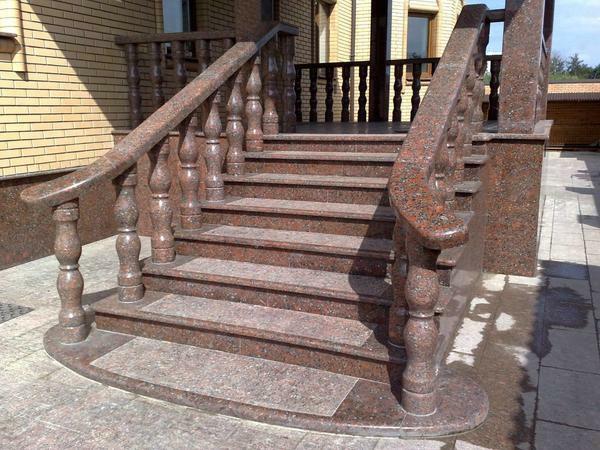 Granite steps are particularly wear-resistant, however, this option is difficult to call budget