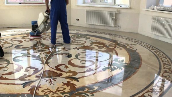 To get a perfectly smooth polished marble, it is treated with soft circles with the addition of the mold