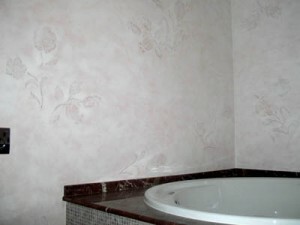 Decorative plaster in the bathroom