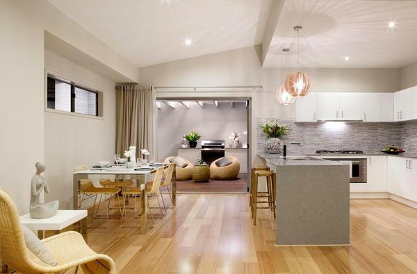 Luxusné kuchyňa, obývacia by nemala mať len atraktívny vzhľad, ale tiež splniť všetky požiadavky na moderné z hľadiska funkčnosti
