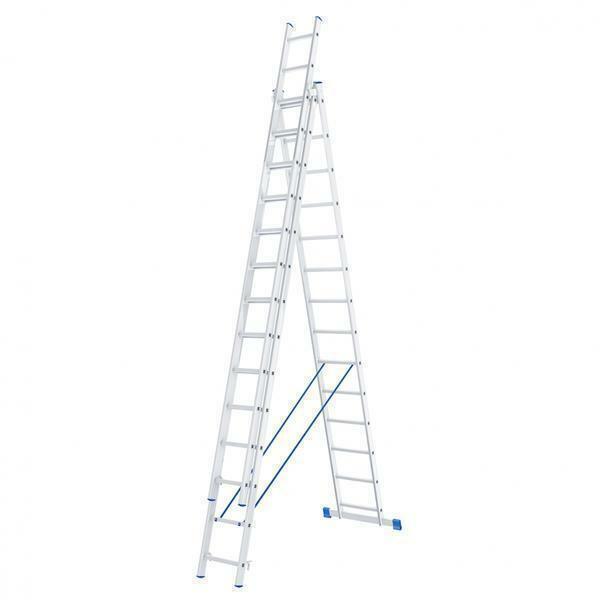 Trojdielny rebrík môže mať iný počet krokov, preto si treba s prihliadnutím na prácu, ktorá bude použitá