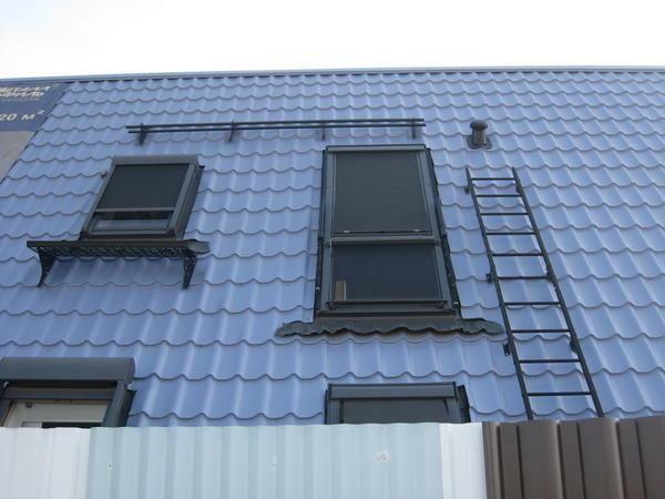 If you decide to install a fire escape on the roof, you should consider the design of the room and its construction