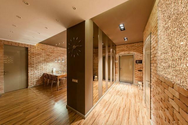 Entrance hall, loteng gaya: interior koridor foto dengan furnitur, desain apartemen, bangku kecil dan rak mantel