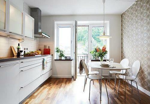 A combination of wallpaper will decorate your kitchen, make it light and cozy