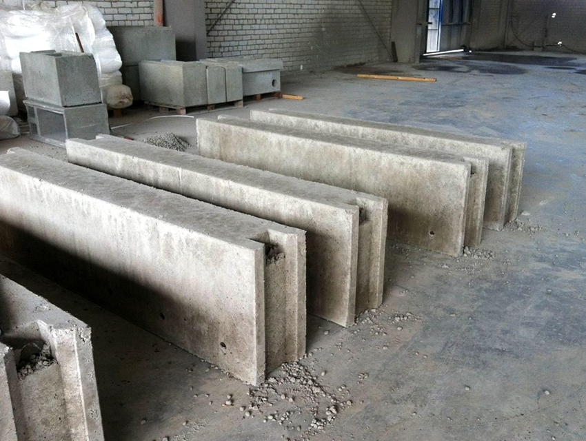 Silikátové základovej bloky z betónu pre vytvorenie kremičitanu s prídavkom vysokopecnej trosky
