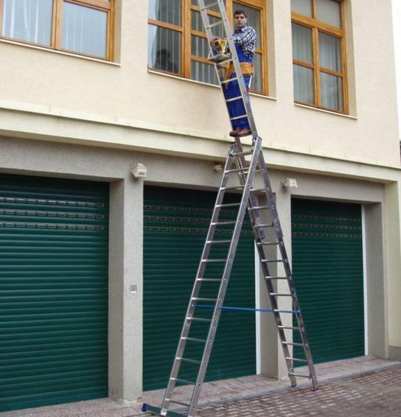 Three-section ladder, as a rule, is an irreplaceable assistant to firemen