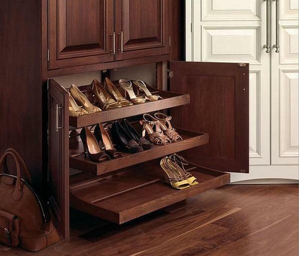 A large family will need a capacious shoe store