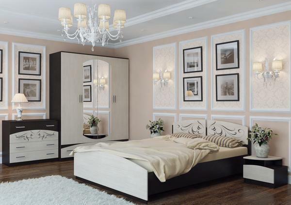 Bedroom set in white colors perfectly matches with any shades