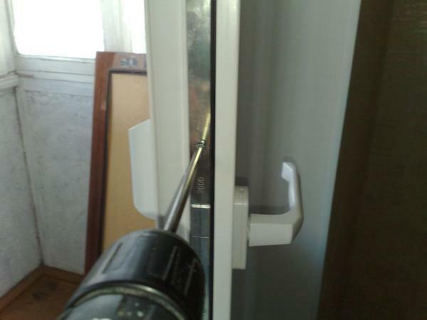 Installing the roller latch is a little more difficult, since the mechanism itself will need to be embedded in the plane of the door