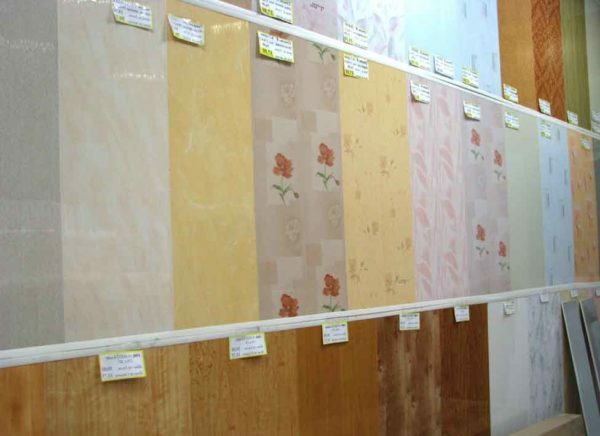 Variants of plastic panels available to the majority of buyers
