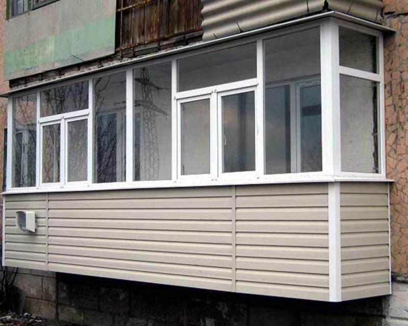 The appearance of the balcony, siding, looks attractive enough