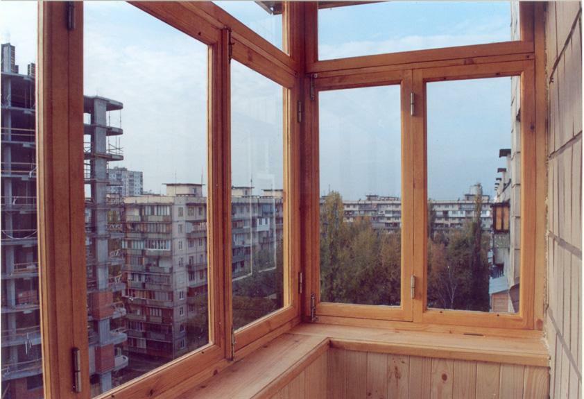 Ako glazúra balkón s rukami: Zasklenie sa od nuly, video balkóny a montáž plastových okien