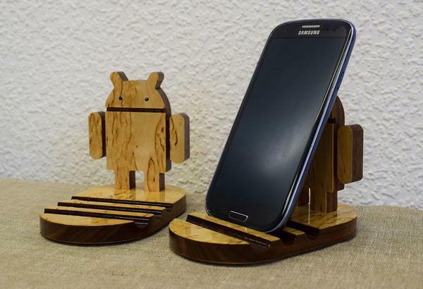 Stand for the phone can be put on the shelf in the hallway as an ornament