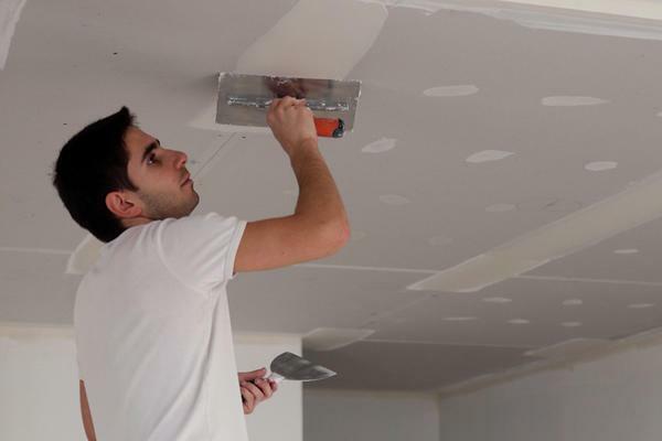 Gypsum plasterboard ceilings are made for leveling and eliminating small surface defects