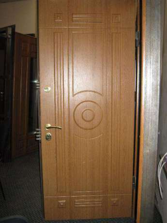 Laminuotos pamušalas metalinės durys iš MDF labiausiai prieinama finansiškai