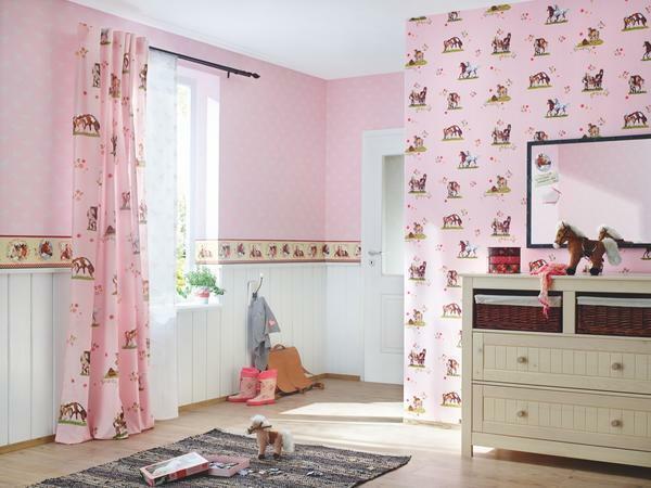 Thanks to a large assortment of German wallpaper are one of the most popular decoration materials, regardless of the type and purpose of the room