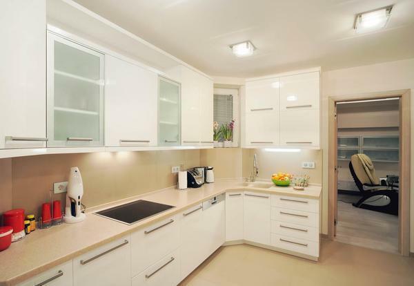 Färgbilder för köket: grå och gul, randig foto, välj en ljus färg, väljer kaffe eller orange