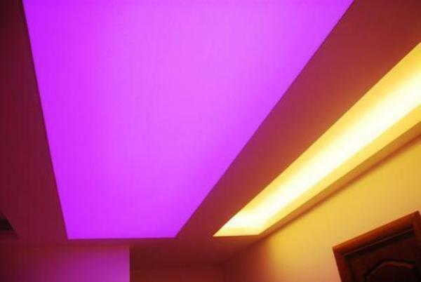 Fluorescentne žarulje su vrlo kompaktni i jedan je od najviše jednostavan i jeftin