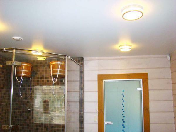 Tendeur plafond acoustique: clipso, commentaires sur l'isolation acoustique et l'isolation acoustique dans l'appartement comment faire
