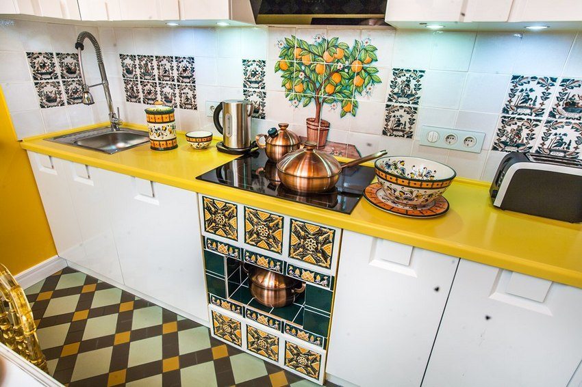 Azulejos no chão do corredor ea cozinha: fotos, dicas sobre como escolher