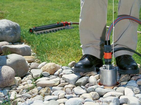 The submersible pump is easy to use