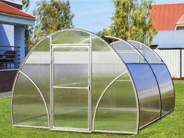 Before buying a Cabriolet greenhouse, you can also read more about reviews on the Internet