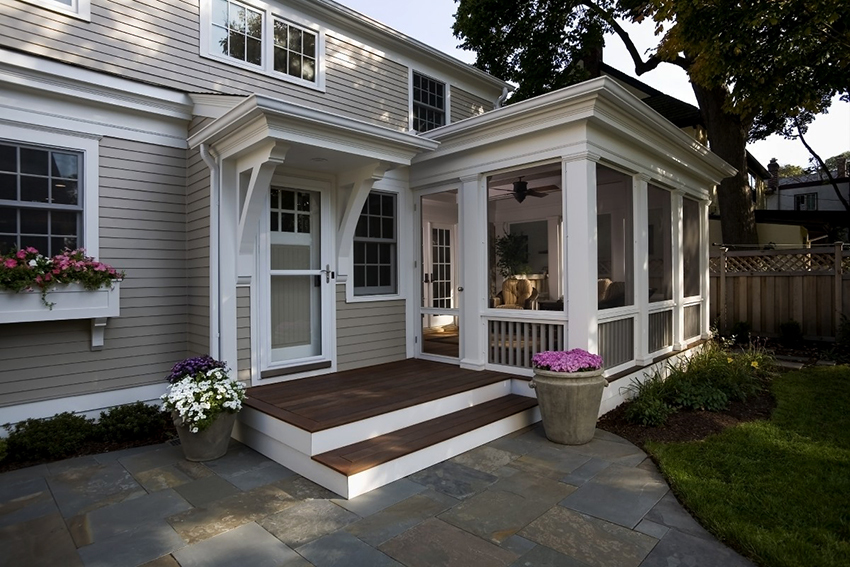 Terrassen en veranda's aan het huis, fotoprojecten en ontwerpen