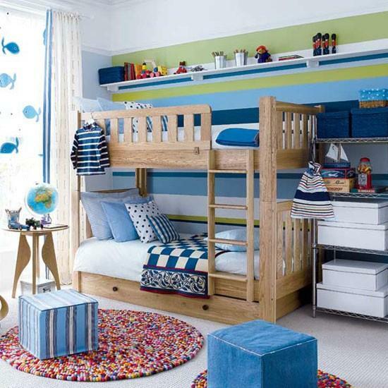 Čak u maloj dječjoj sobi, možete stvoriti atmosferu bajke i igre za svoje dijete
