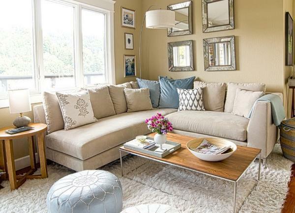 Sarok kanapé a nappaliban: akkora, mint egy nagy, félkör alakú, a belső, kis képek, egy kis kör alakú terem