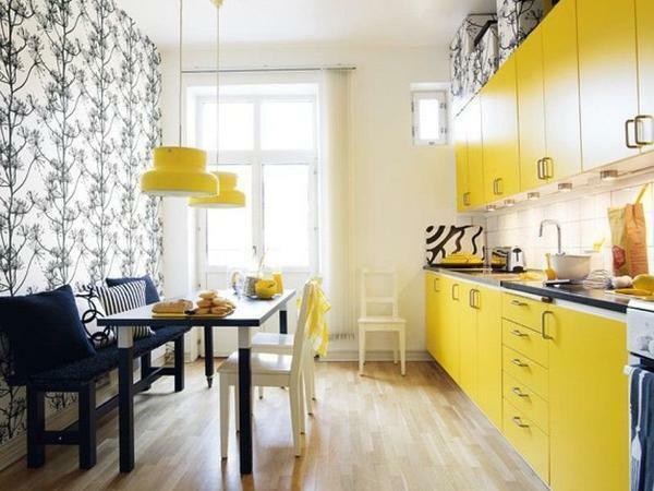 Uma excelente opção para as instalações de cozinha será wallpaper vinil