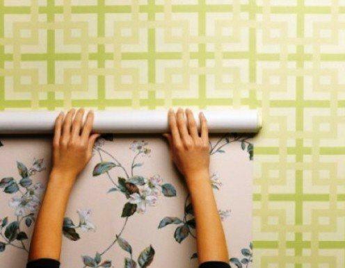 Adhesive wallpaper on wallpaper - not the best idea, however, sometimes you can not do without it