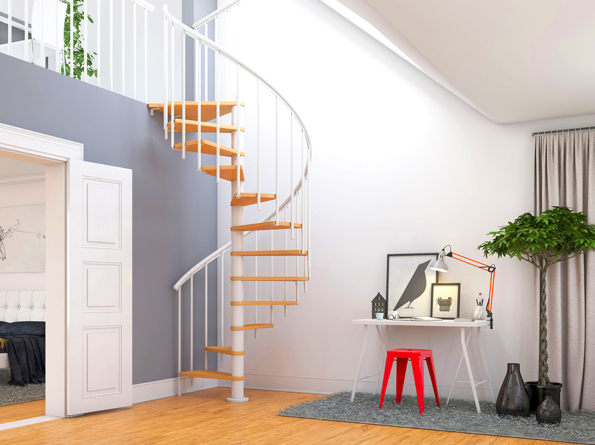 Do domu lze instalovat takové typy schodišť, jako jsou přímé, točité, kombinované a pochodové