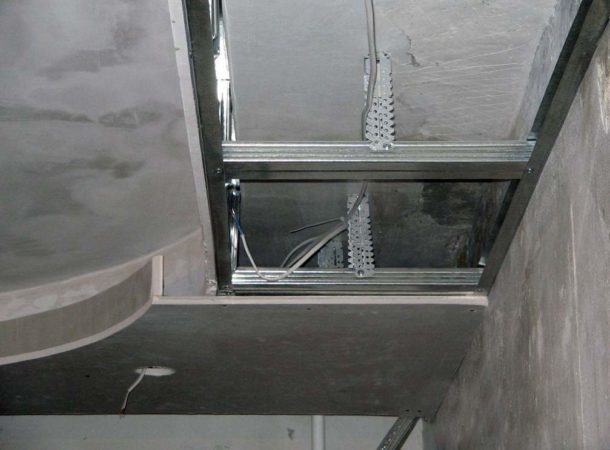 DIY sadrokartónový strop