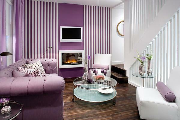 Lilac Innenraum Foto: Farben, Design, Farbe im Raum, das Design und die Kombination mit grauen Wänden