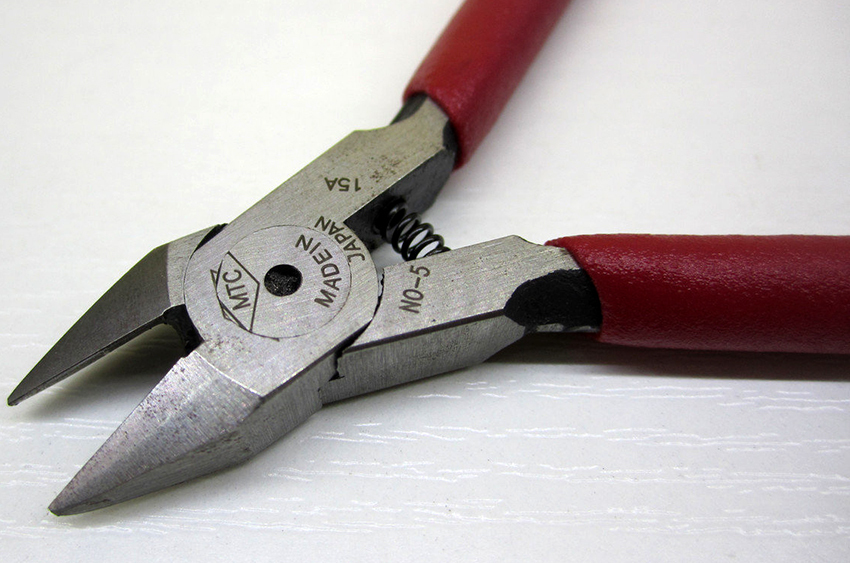High-quality professional side cutters are made from hardened tool steel