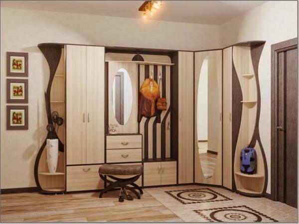 Modularni hodnik, kabinet ali kotna garnitura se lahko uporabi v sodobnem slogu