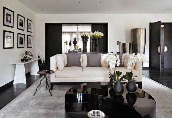 Keuntungan utama dari hitam-putih kamar tamu yang seperti desain akan tetap relevan sepanjang waktu