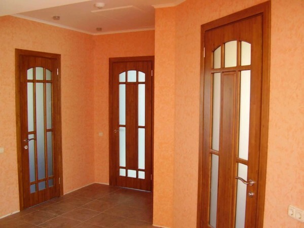 Doors in the color of wood