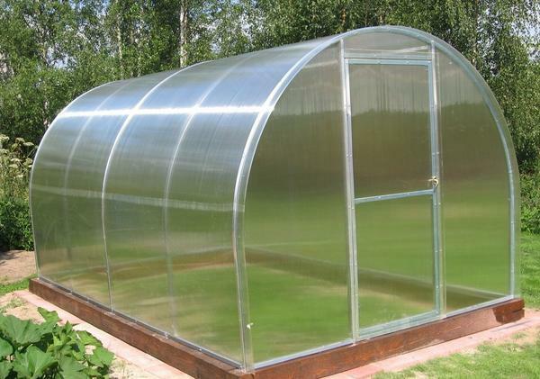 Before buying a greenhouse it is recommended to watch the training video and get acquainted with the recommendations of specialists
