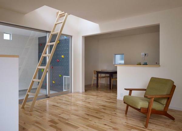 If you do not know at what distance you should put the ladder, then you need to make simple calculations