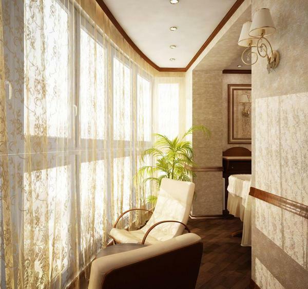 Salon Lodge fotoğraf: daire, tasarım ve çıkış, kombinasyon ve entegrasyon, kapı onarımı ve bağlantının iç balkon