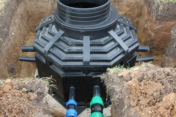 Plastic inspection wells have a long life and compact dimensions