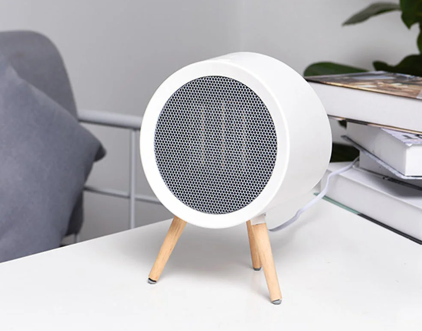 Desktop heater for use in small spaces