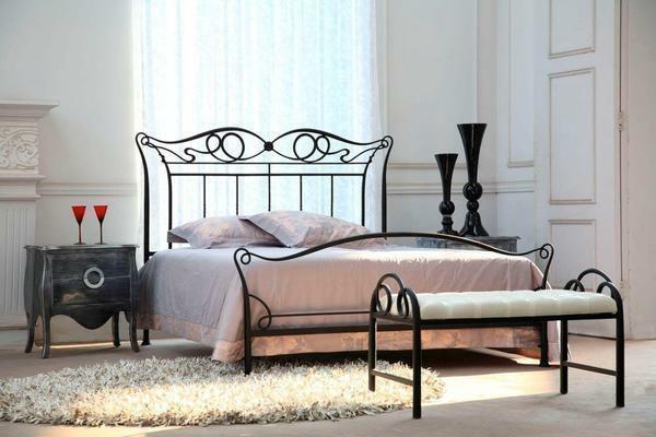 Due to its quality, forged furniture is quite popular