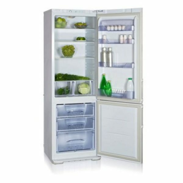 Biryusa 127 model has a lower arrangement of the freezing chamber, as well as all modern refrigerators