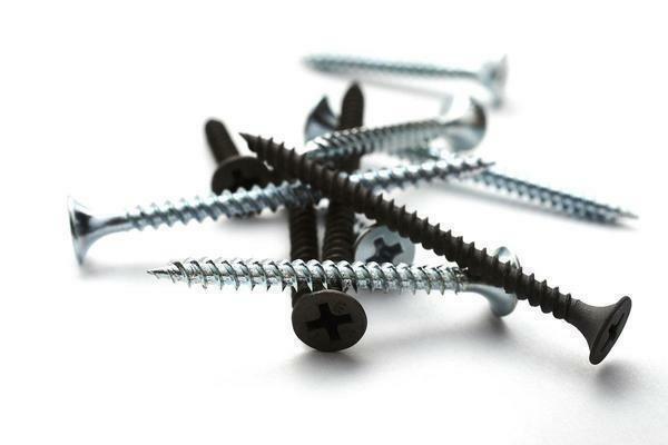 The length of the metal screws for gypsum boards depends on the number of layers