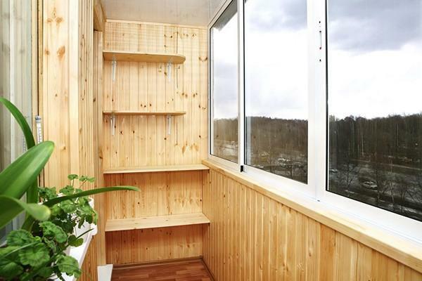 Particular attention in the arrangement of the balcony should be given not only to pre-repair, but also to interior decoration