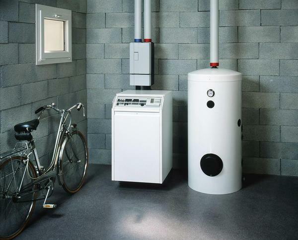 The most common and popular heating scheme for a private cottage today is water heating