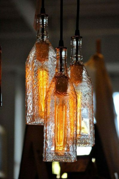 Make a chandelier from a bottle of beverage merry soul? A piece of cake!